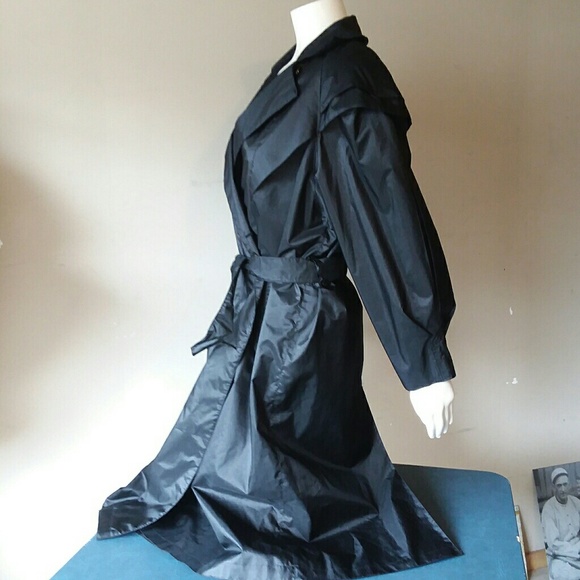 British Mist Jackets & Blazers - British Mist Trench/Raincoat EUC Black